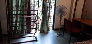 Kon Tree Shade