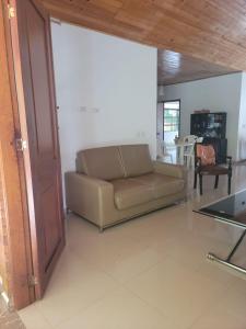 Casa Quinta privada con piscina soleada Billar, Tejo, Jacuzzy climatizado, kiosco