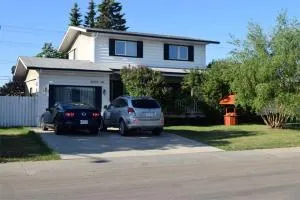 The Dewberry Homestay B&B - Leduc