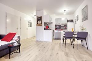 Appartements Luxueux Paris - Bagnolet - Les Lilas-Parking Gratuit : photos des chambres