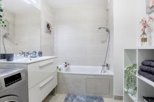 Appartements Luxueux Paris - Bagnolet - Les Lilas-Parking Gratuit : photos des chambres