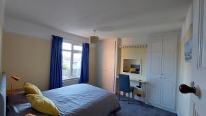 "Near to the Beach "- 2 bedroom Flat Sleeps up to 5