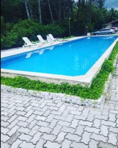 Casa de praia em condomínio fechado Juquei