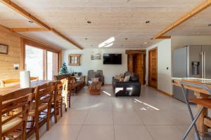 Chalets Les Picaillons - Le Chalet : photos des chambres