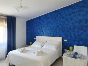 Blue Velvet Rooms