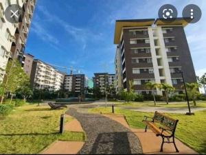 AVIDA ATRIA T2- B, near S&R and SM city by Denice