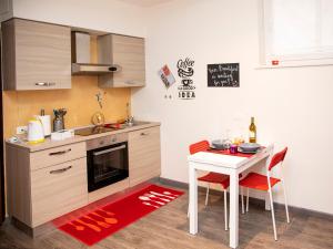 San Pietro apart