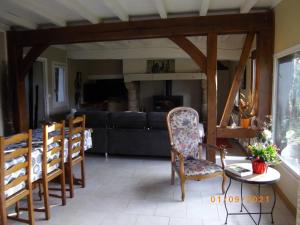 Maisons de vacances Les 2 chaumieres avec piscine : photos des chambres