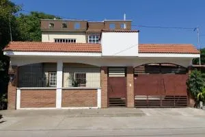 Playa Azul, Michoacán Casa&SolMarena - Lázaro Cárdenas