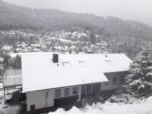 Ferienwohnung in ruhiger Waldrandlage