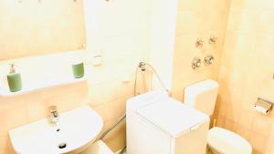 HannoverMesseApartment 2 bedroom and a balcony