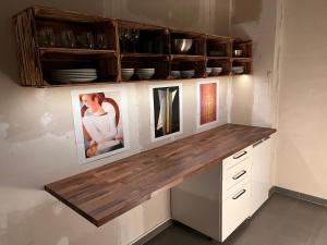 Stilvoller Altbau mit Balkon - 10 min to center