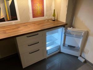 Stilvoller Altbau mit Balkon - 10 min to center