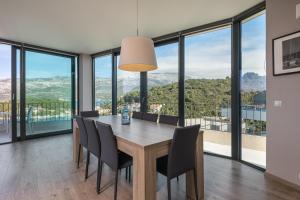 Green Hill Penthouse apartment