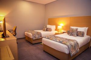 Ayla Ibri Hotel & Mall