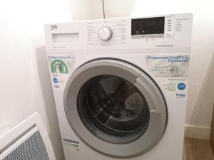 Appartements Happy Kool - centre ville + wifi + parking prive : photos des chambres