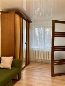 City Center Studio Appartment Центр города, автовокзал, двухкомнатная квартира Петра Дорошенка 4