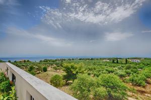 Two-Bedroom Apartment with Sea View