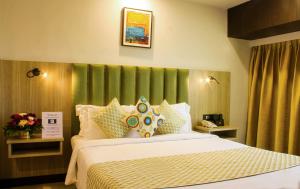 Regenta Place The Emerald