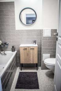 LouLous Central Apartment with cosy balcony