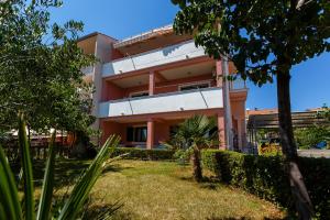 Apartments Stupar 