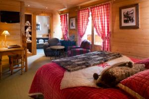 Hotels Chalet-Hotel Les Cimes : Chambre Prestige