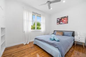 Big Stylish 3 bed house with Free Parking