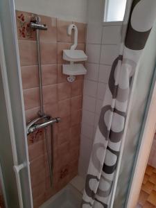 B&B / Chambres d'hotes LE CANTEGREL : Chambre Double avec Salle de Bains Privative