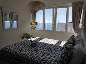 Precioso ático con mucho encanto y vistas al mar. - La Medida