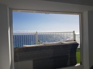 Precioso ático con mucho encanto y vistas al mar.