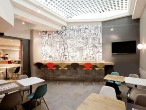 ibis Paris Gare du Nord TGV photo 9