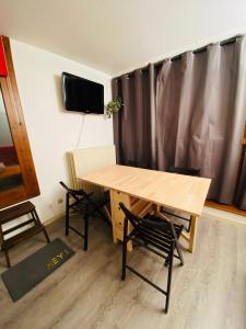 Appt pied des pistes, terrasse et parking couvert