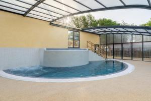 Campings Camping Beau Rivage : photos des chambres