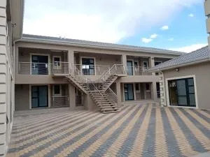 Lucolo Palace B&B Queenstown - 昆斯敦