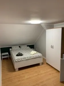 Pokoje nad Jeziorakiem - 谢米亚内