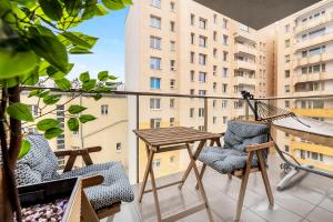 Luxurious apartments on ChÅ‚odna Street