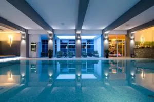 诺伊迪瓦健身&Spa酒店 - 小波兰地区森济舒夫