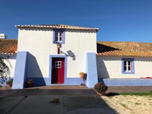 Three-Bedroom House room in Quinta do Sardanito de Tras