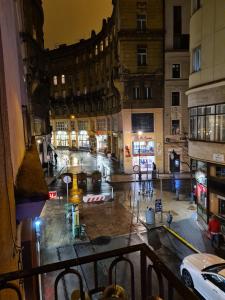 Centre point Apartment