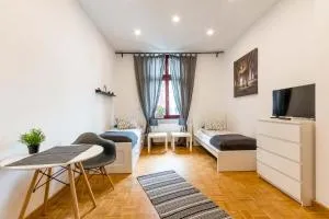 LivingRoom 3 Self Check-in 24h - 卡托维兹