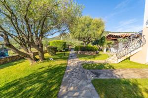 ISS Travel, L'Uddastru Panoramic Apartments - with private outdoor terrace img7