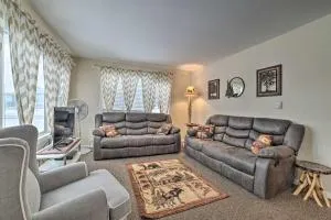 Cozy Houghton Lake Heights Cottage with Private Yard - Harrison