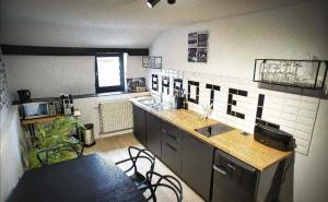 Barotel - Bed & Dinner