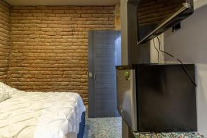 TOLTEQUIDAD Warm Ecostay Near Downtown