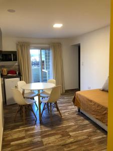 Los Naranjos Apart Hotel