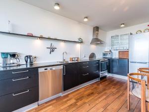 6 person holiday home in Hemmet-By Traum