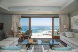 180 Kloof Road, Bantry Bay, Cape Town, 8005, South Africa.