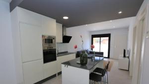 Luxe appartement met 2 badkamers zee zwembad