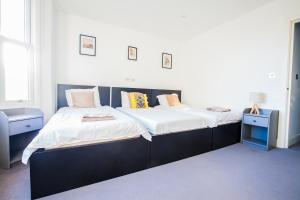 Surbiton Luxury Garden House 19A