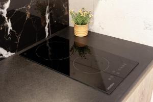 LEOGRAND Apartments on Shpytalna 21